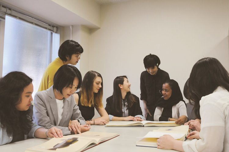 長崎大学水産学部教員、日本人学生及び留学生の議論