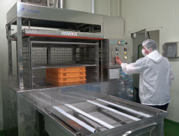 リキッドフリーザー「凍眠」（写真提供：（株）テクニカン）