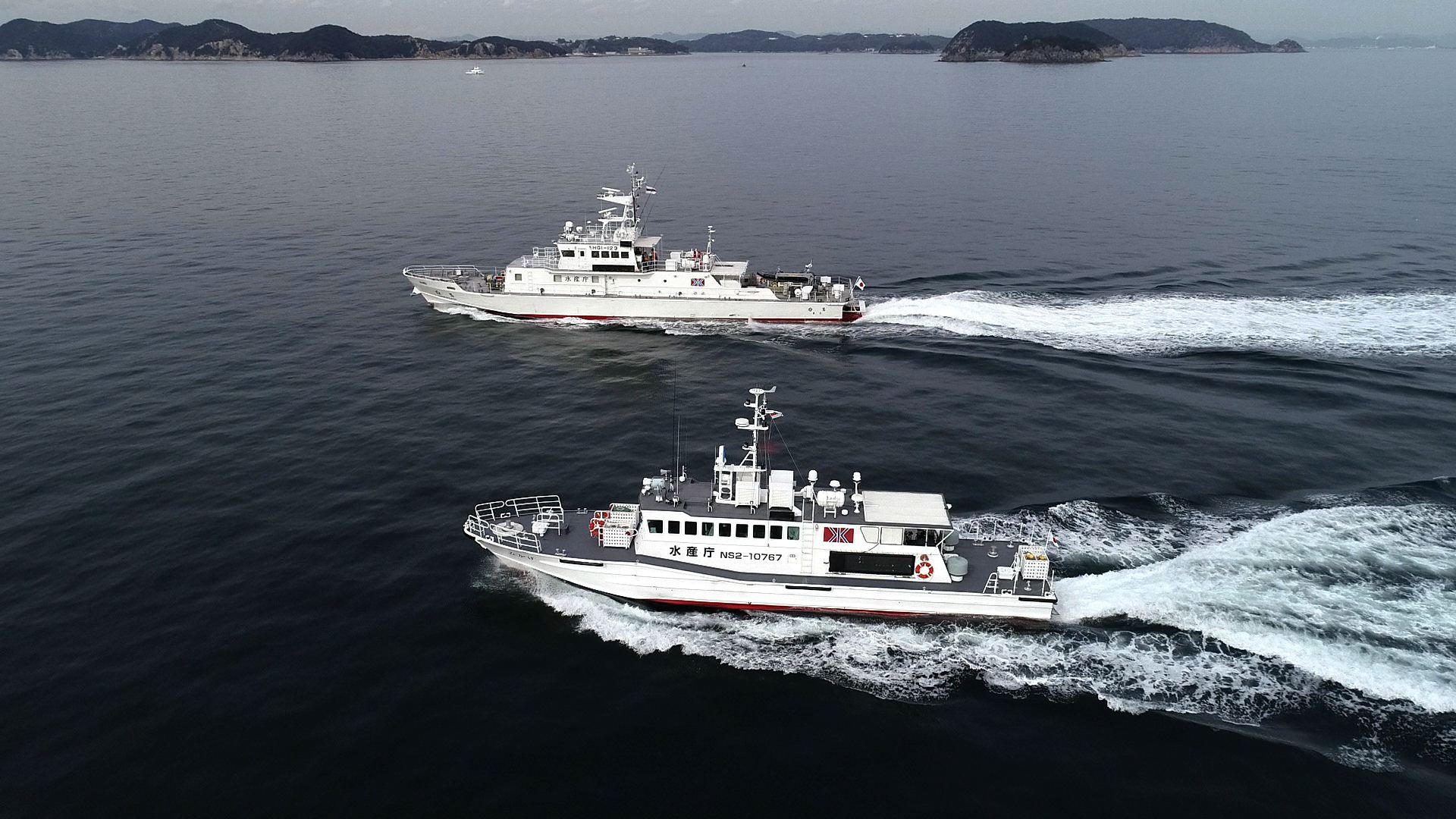 白鷺（上）みかげ（下）